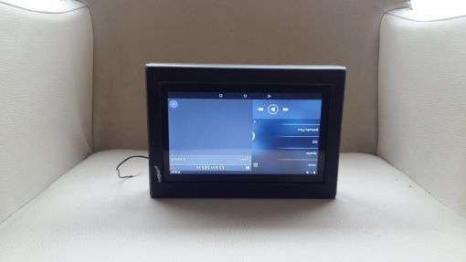  otomobile tablet takmak