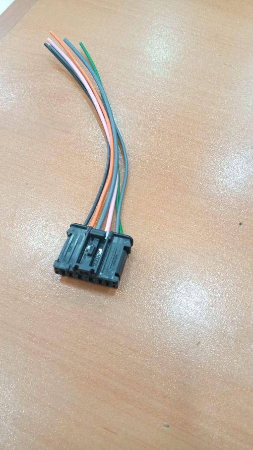 Renault sağ kapı, arka kapılar, Cam kaldırma düğmesi soketi