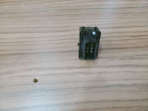 fleunce - megane - laguna latitute orjinal cam kaldırma düğmesi  254210001R