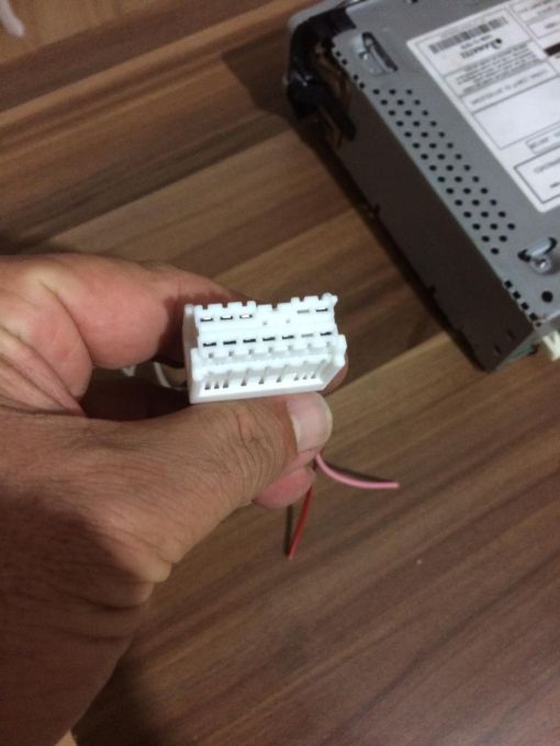 Renault fluence-megan 3 USB'siz teypleri USB'li teybe çevirme soketi 12 pin 281151350R